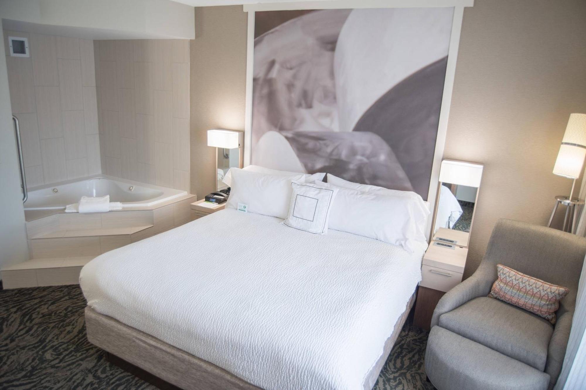 Hotel Courtyard By Marriott Hickory Zewnętrze zdjęcie